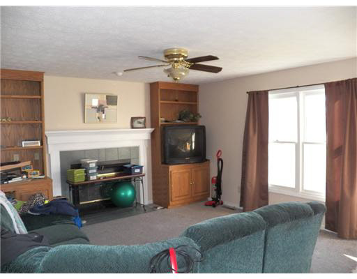 14553 Harvester Ct, Granger, IN 46530 photo 5