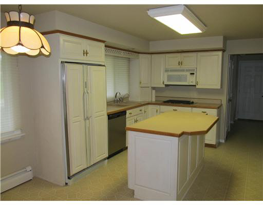 5417 Raleigh Dr, South Bend, IN 46614 photo 4