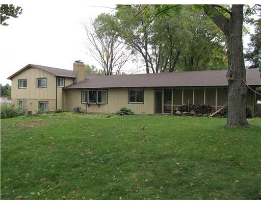 5417 Raleigh Dr, South Bend, IN 46614 photo 2