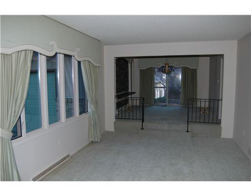 16824 Edinburg Ln, South Bend, IN 46635 photo 2