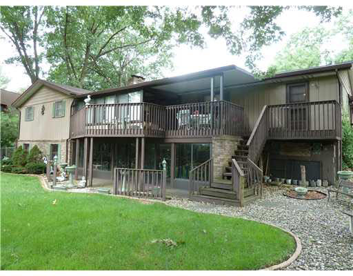 16824 Edinburg Ln, South Bend, IN 46635 photo 16