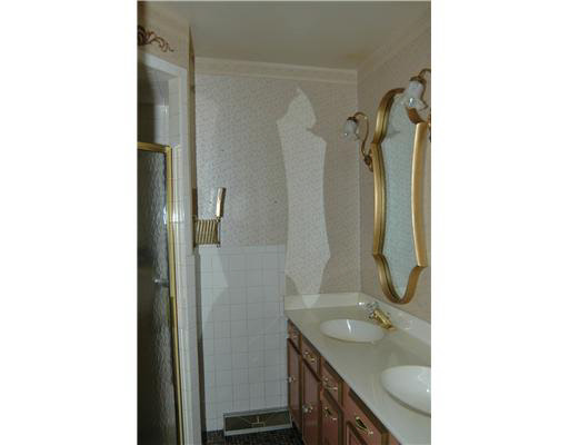 16824 Edinburg Ln, South Bend, IN 46635 photo 9