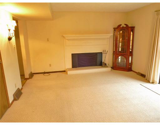 51701 Timberline Trce E, Granger, IN 46530 photo 2