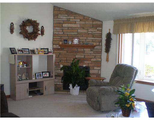 26752 Gene Ct, South Bend, IN 46619 photo 7