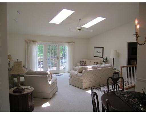 5410 Meadow Stream Ct, South Bend, IN 46614 photo 2