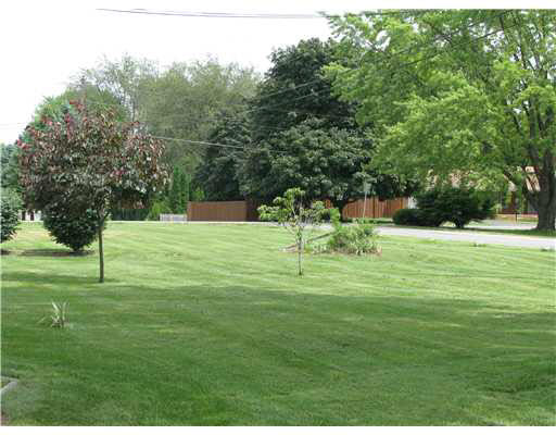 16499 Hamilton St, Granger, IN 46530 photo 17