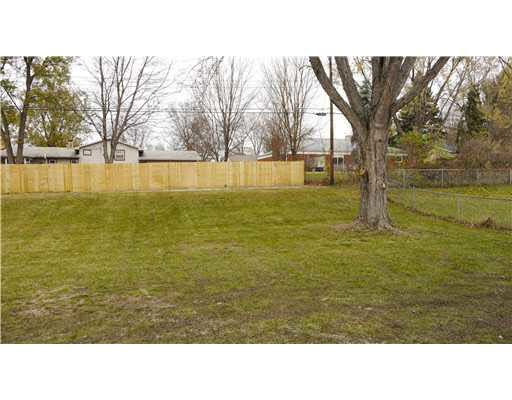 18065 Bariger Pl, South Bend, IN 46637 photo 13