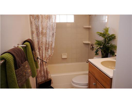 18065 Bariger Pl, South Bend, IN 46637 photo 9