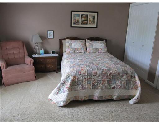 2703 Huntington Pl, Mishawaka, IN 46544 photo 13