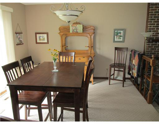 2703 Huntington Pl, Mishawaka, IN 46544 photo 6