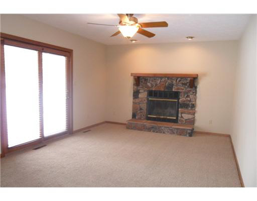 52625 Shellbark Ave, South Bend, IN 46628 photo 2