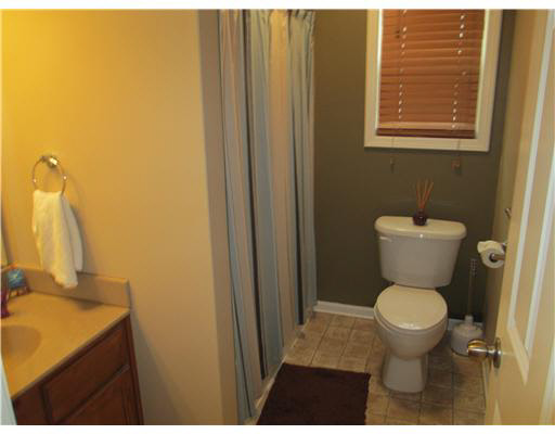 4426 Ashard Dr, South Bend, IN 46628 photo 11