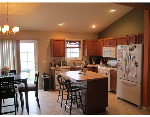 4426 Ashard Dr, South Bend, IN 46628 photo 5