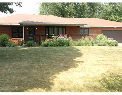 23555 Brick Rd, South Bend, IN 46628 photo 1