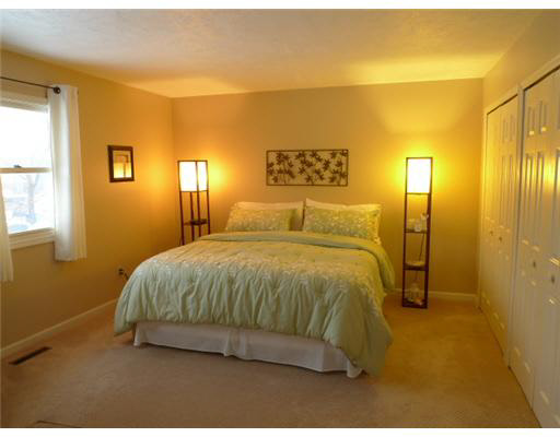 59661 Moonbeam Ct, South Bend, IN 46614 photo 9