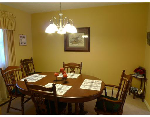 59661 Moonbeam Ct, South Bend, IN 46614 photo 6