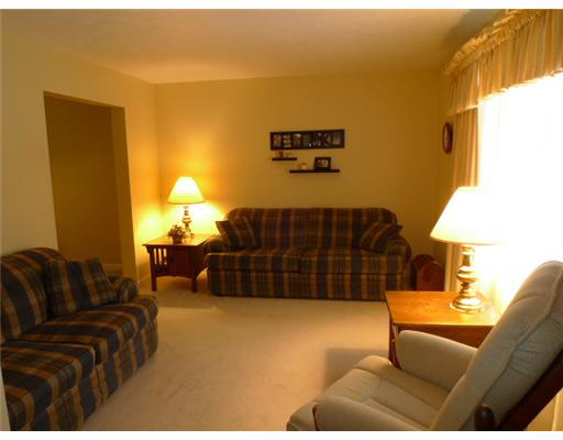 59661 Moonbeam Ct, South Bend, IN 46614 photo 4