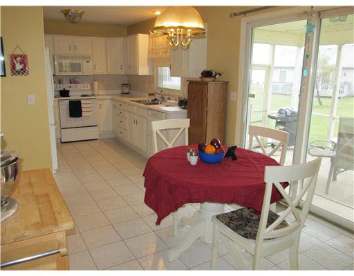 708 Meadow Stream Dr, South Bend, IN 46614 photo 3