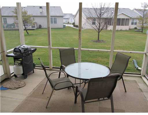 708 Meadow Stream Dr, South Bend, IN 46614 photo 12