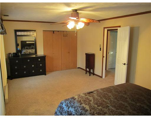 53199 Berwick Dr, South Bend, IN 46635 photo 7