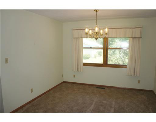 54094 Pine Rd, South Bend, IN 46628 photo 5