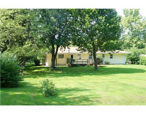 54094 Pine Rd, South Bend, IN 46628 photo 23