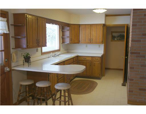 54094 Pine Rd, South Bend, IN 46628 photo 10