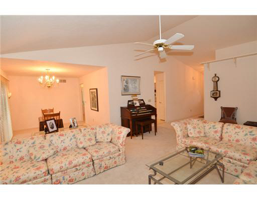 52626 Westgate Dr, South Bend, IN 46635 photo 3