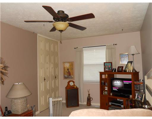 6001 York Rd, South Bend, IN 46614 photo 8