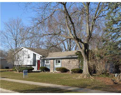 6001 York Rd, South Bend, IN 46614 photo 2