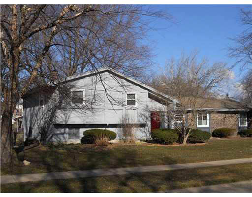 6001 York Rd, South Bend, IN 46614 photo 1
