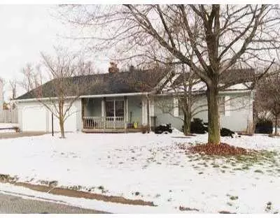 12155 Fields Farm Ct, Granger, IN 46530 photo 1