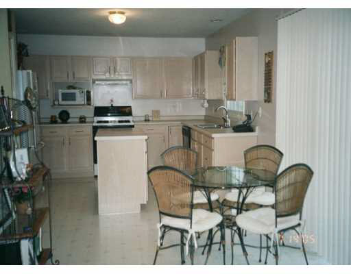 52150 Evard Dr, Granger, IN 46530 photo 3