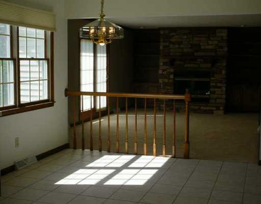 12340 Cavalry Ct, Granger, IN 46530 photo 3