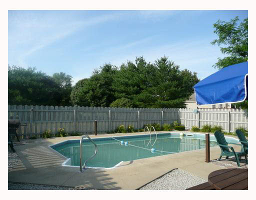 51800 Paddock Dr, Granger, IN 46530 photo 7
