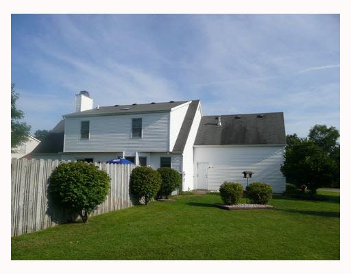 51800 Paddock Dr, Granger, IN 46530 photo 2