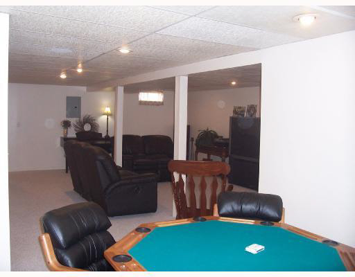 50915 Pine Meadows Dr, Granger, IN 46530 photo 7