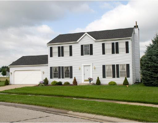 52083 Eagle Chase Dr, Granger, IN 46530 photo 1