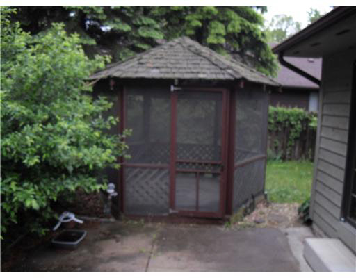 10870 Stutely Dr, Granger, IN 46530 photo 11