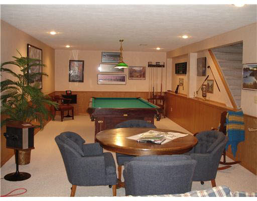 51543 Creekside Dr, Granger, IN 46530 photo 9