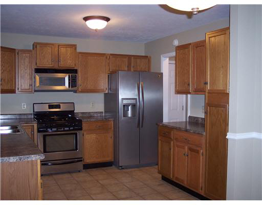 53273 Lehner Ct, Granger, IN 46530 photo 4