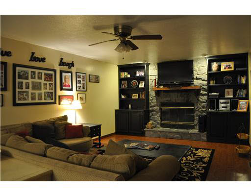 55920 Wynnewood Dr, Osceola, IN 46561 photo 3