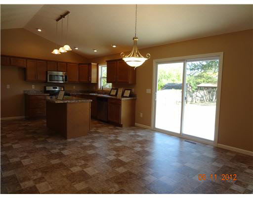 15420 Montecito, Granger, IN 46530 photo 2