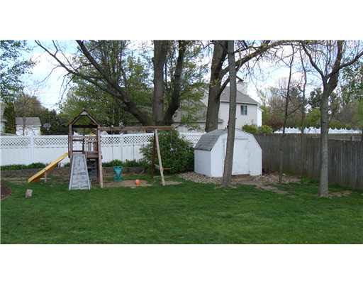 12323 Cavalry Ct, Granger, IN 46530 photo 3