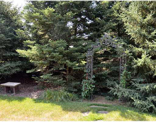 17814 Bromley Chase, South Bend, IN 46614 photo 9