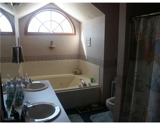 50670 Little John Ln, Granger, IN 46530 photo 8