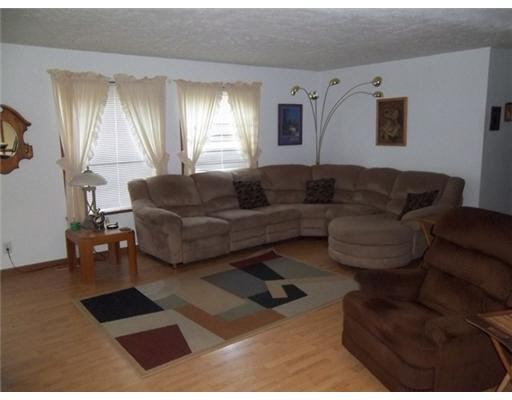67454 Lake Trl, Lakeville, IN 46536 photo 5