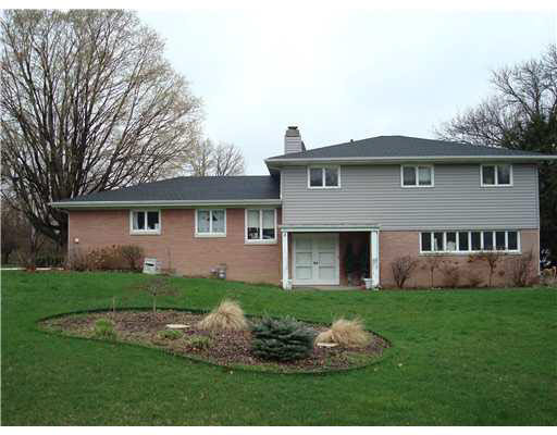 17800 Tanager Ln, South Bend, IN 46635 photo 1