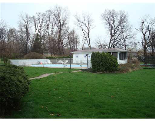 17800 Tanager Ln, South Bend, IN 46635 photo 2
