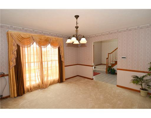 5321 Larkspur Dr, South Bend, IN 46614 photo 3